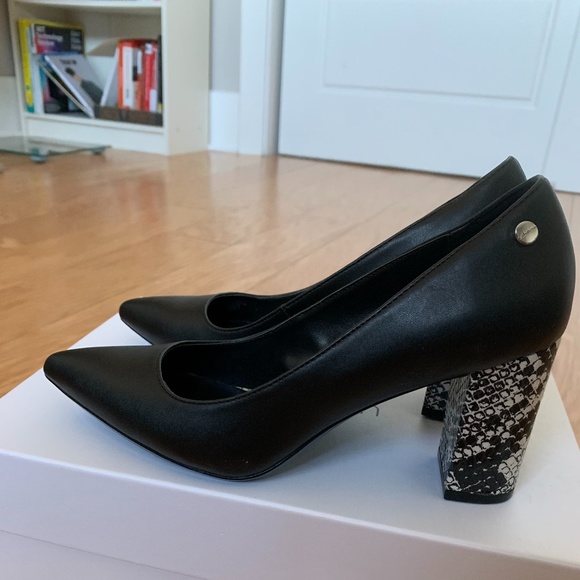 Calvin Klein Thick Heels Pumps - Picture 1 of 4